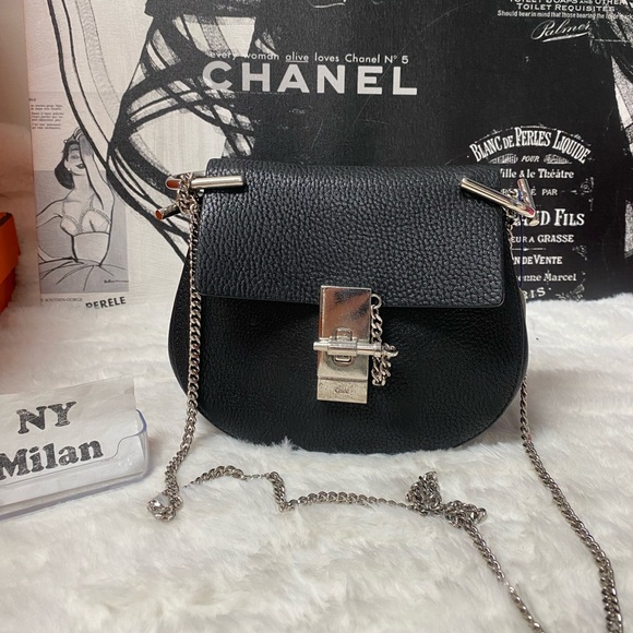 CHLOE
Mini Drew Black - Picture 1 of 9